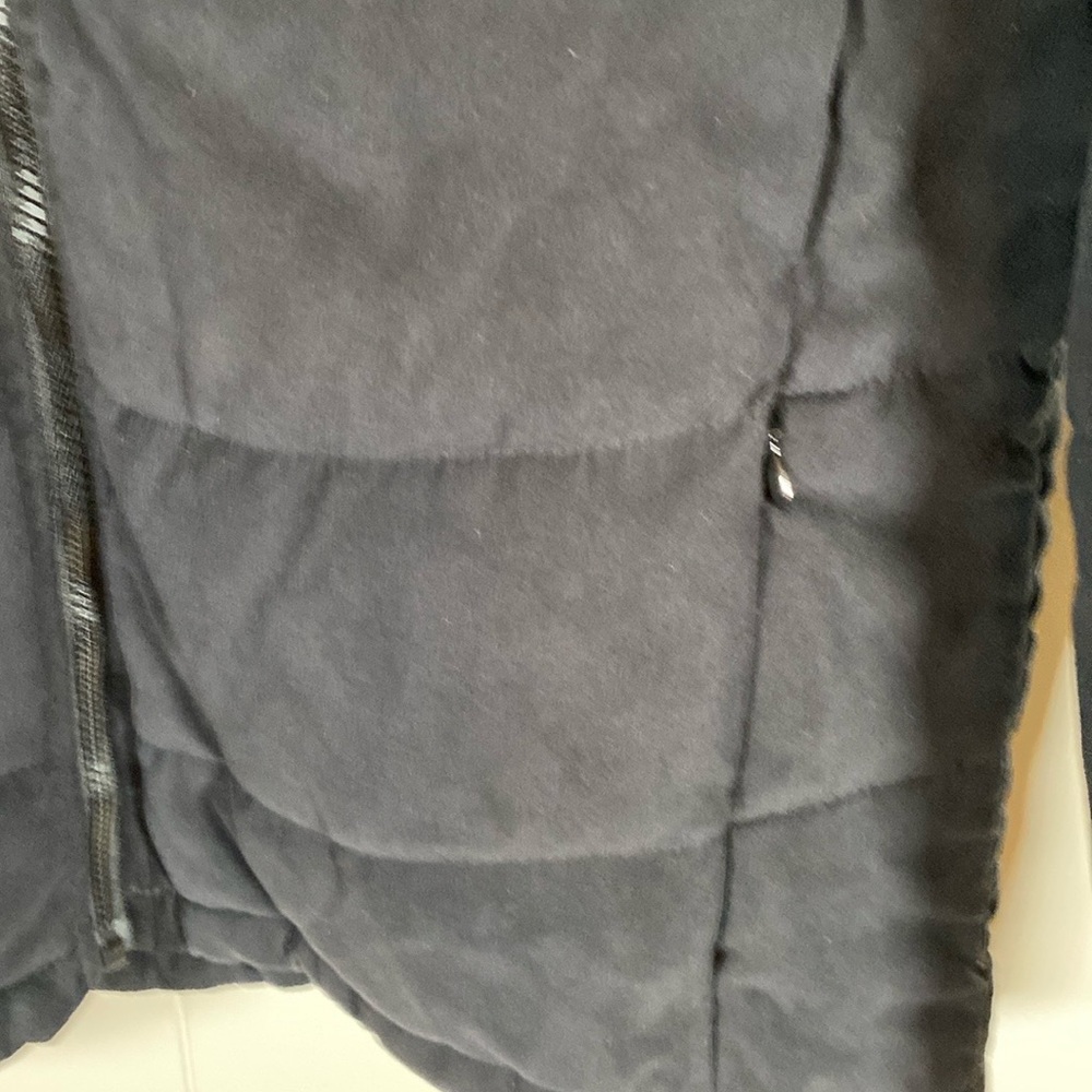 L.L Bean Women’s black jacket misses size xs - Picture 8 of 16